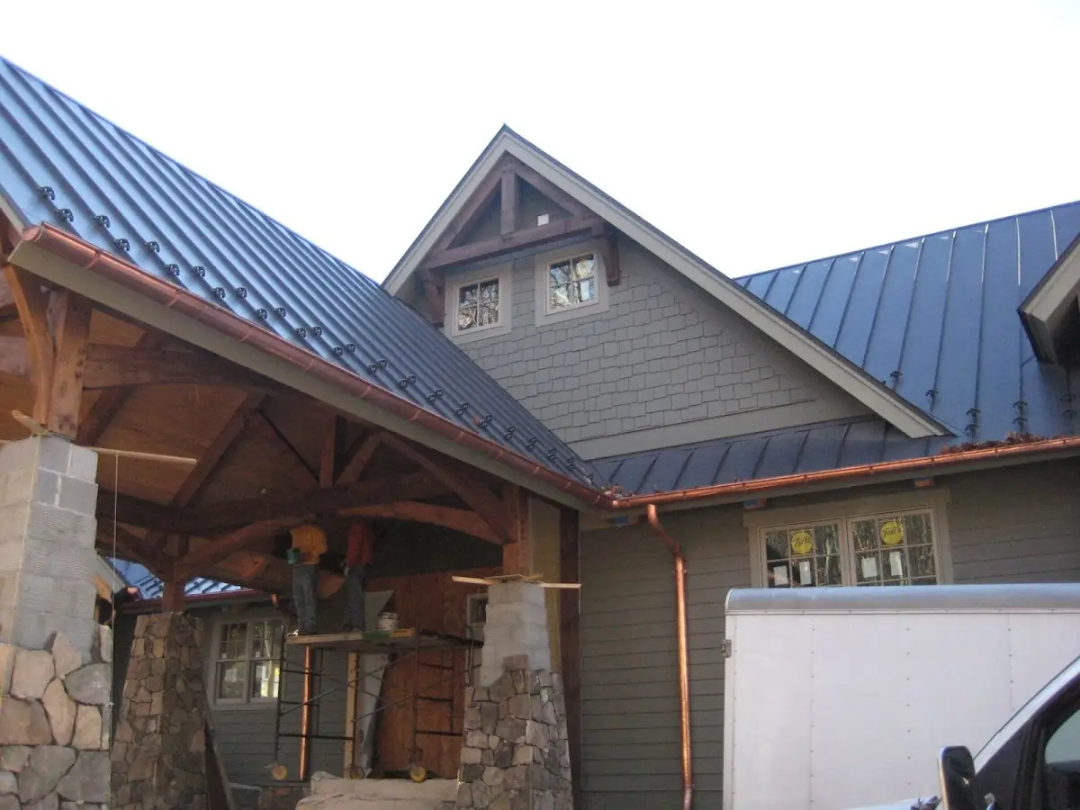 Craftsman Roofing team delivering quality roofing work in Rooney Valley